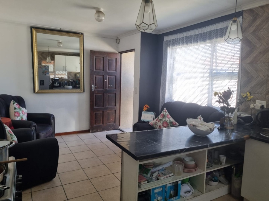 To Let 3 Bedroom Property for Rent in Belhar Western Cape